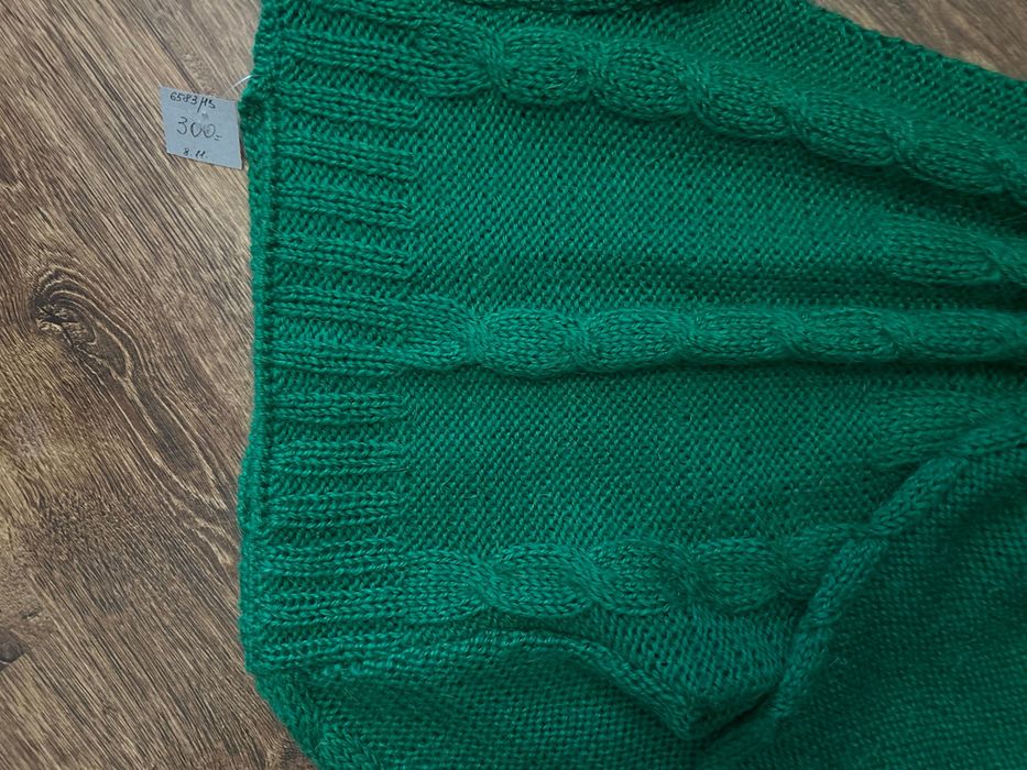 Зелене вʼязане плаття. Ручна робота