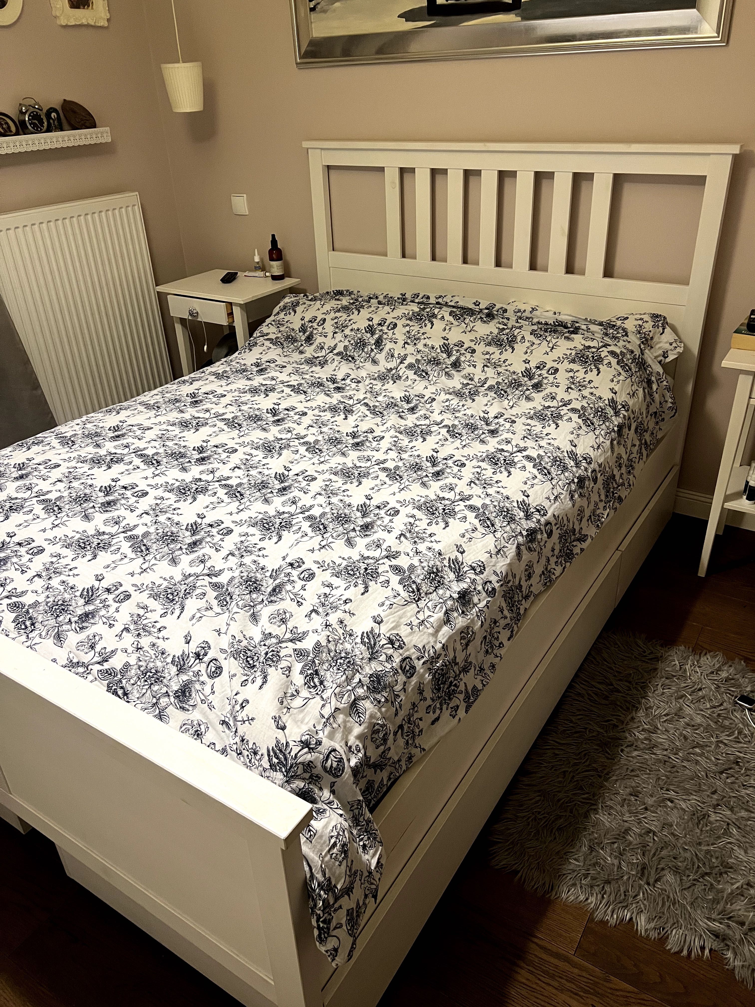 Łóżko do sypialni (IKEA Hemnes)