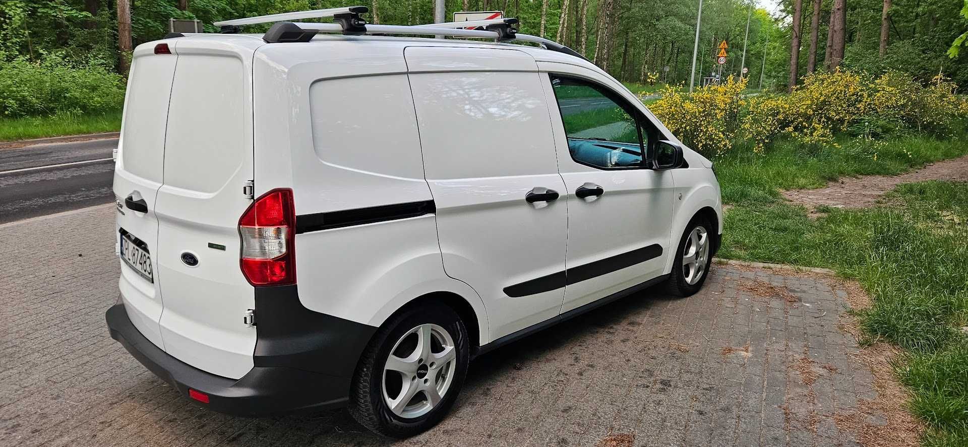 Ford Transit Courier zadbany sprzedam