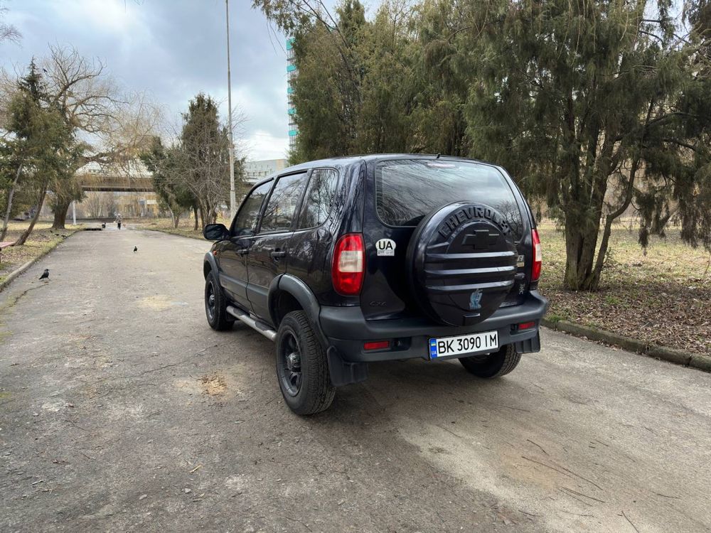 Chevrolet Niva Шевроле Нива