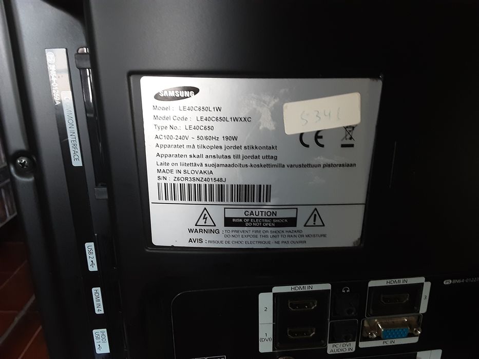 Tv samsung lcd 101 polegadas AVARIADA