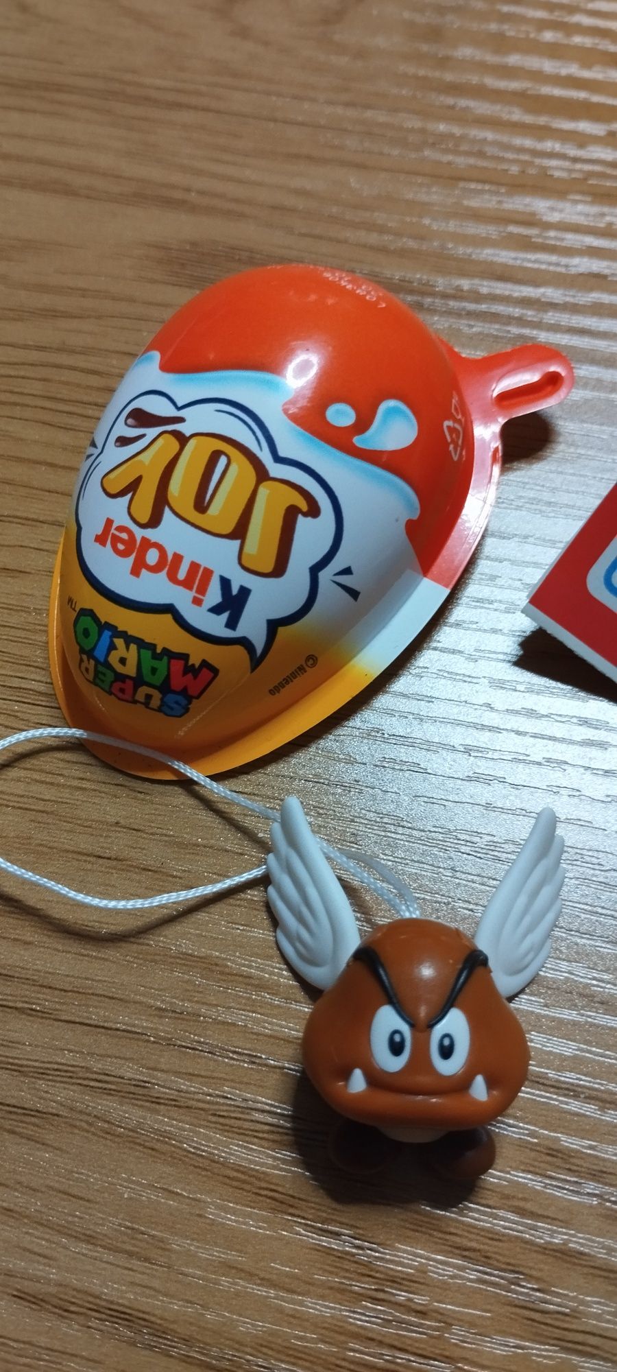 Figurki Kinder Joy Super Mario