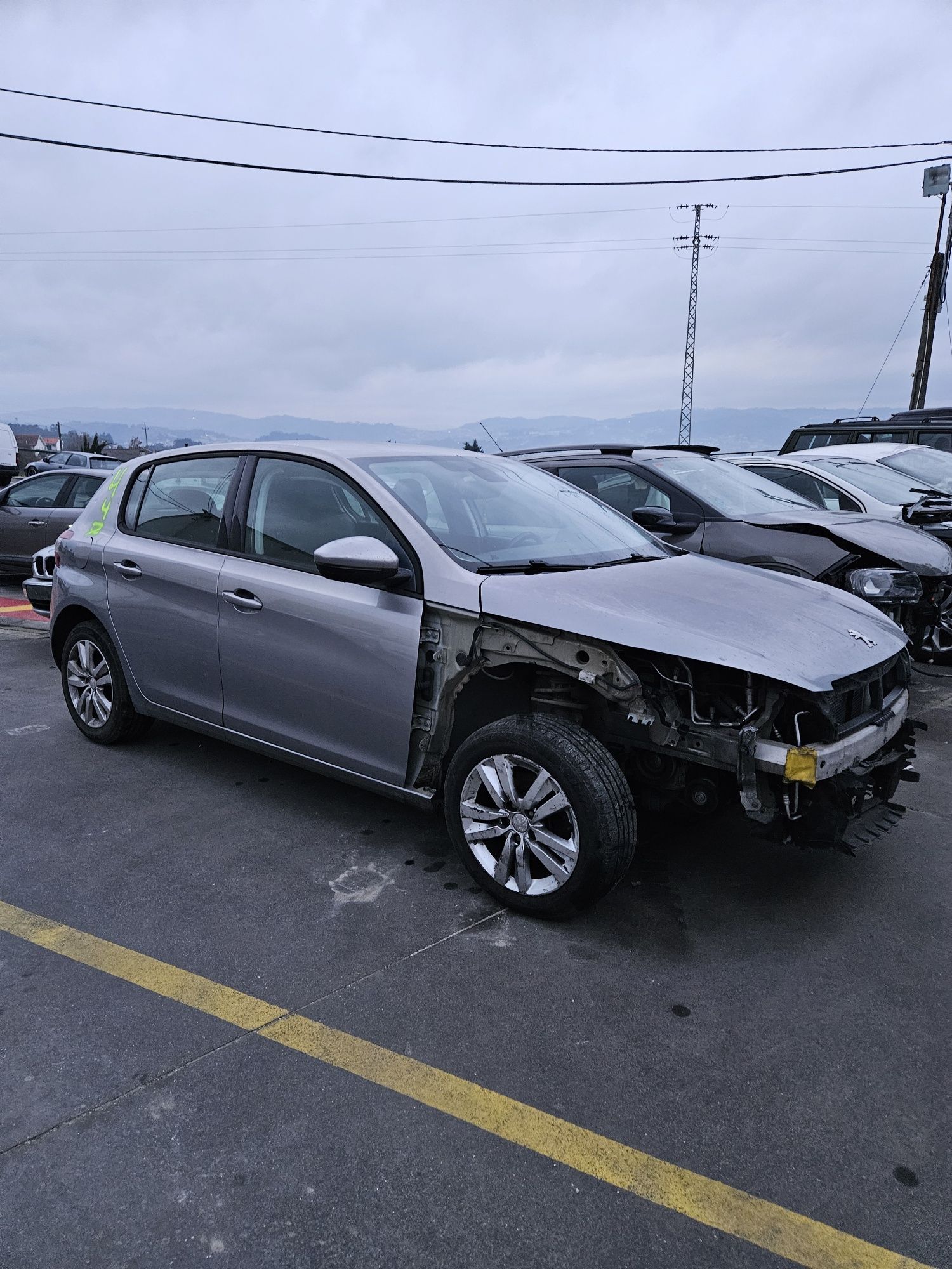 Peugeot 308 ll 1.6 BlueHDi de 2016 para peças