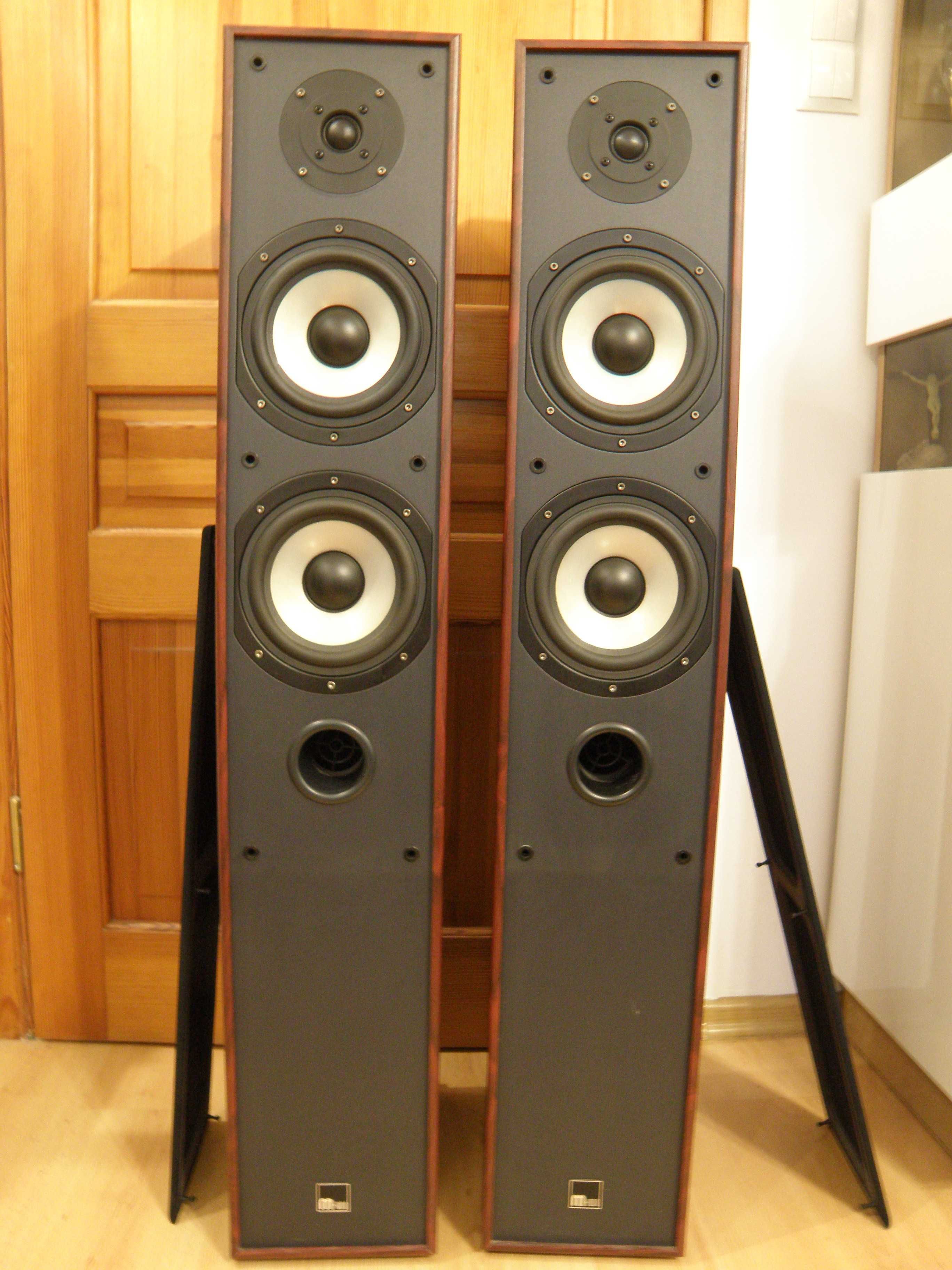 Kolumny M audio HCS 8800 stan jak nowe