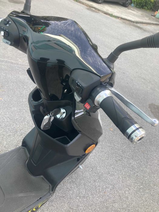 Scooter Elétrica - Voltrish Lisbon SX