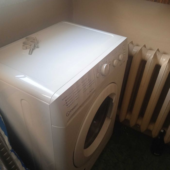 Sprzedam pralkę automatyczną Indesit