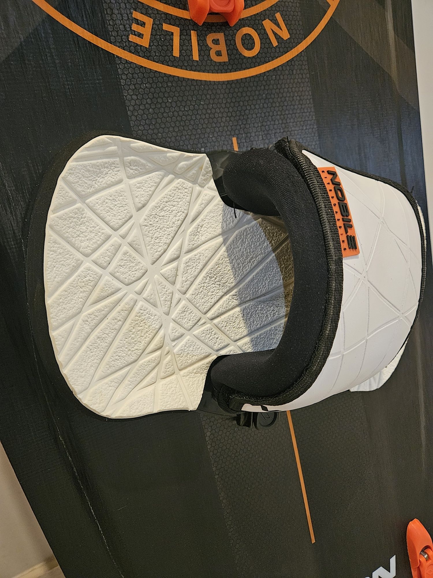 Deska kitesurfingowa Nobile NHP carbon  142x42