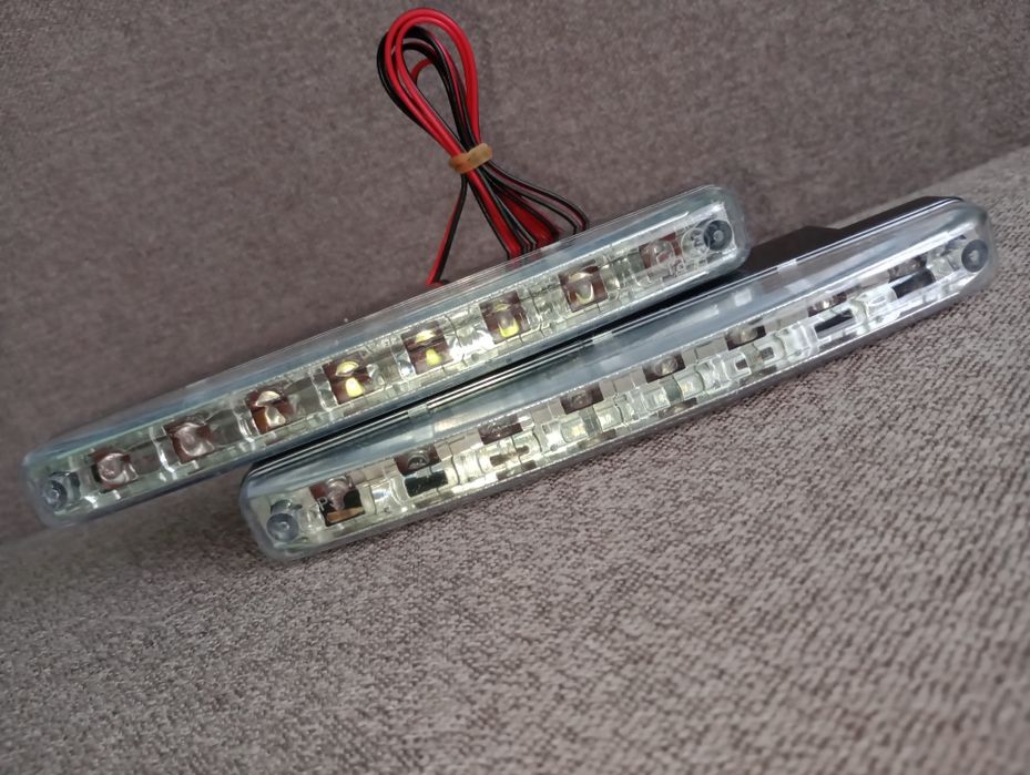 Денні ходові вогні