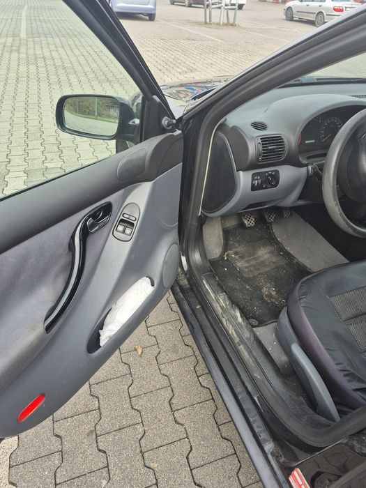 Seat leon 1.6 benzyna