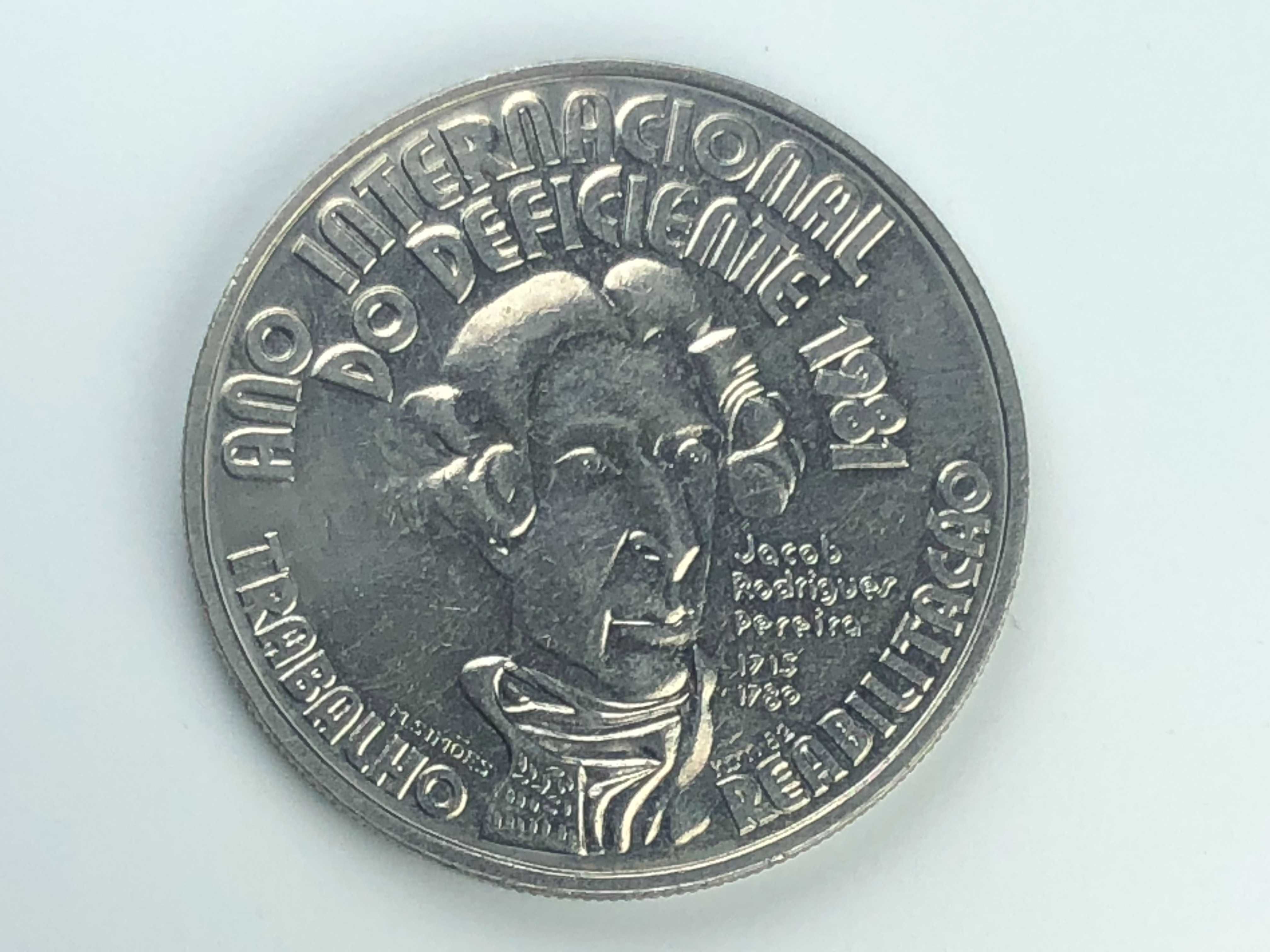 100 Escudos 1981 Cuproniquel Ano Internacional do Deficiente