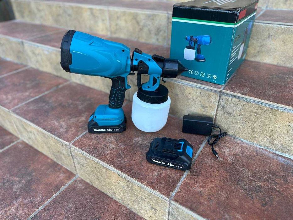 Аккумуляторный краскопульт Makita 48v 2 аккумулятора. Фарбопульт