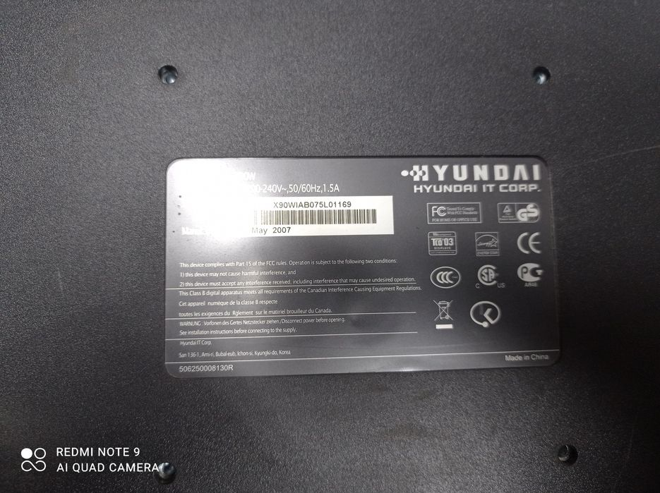 Monitor Hyundai do komputera 19 cali