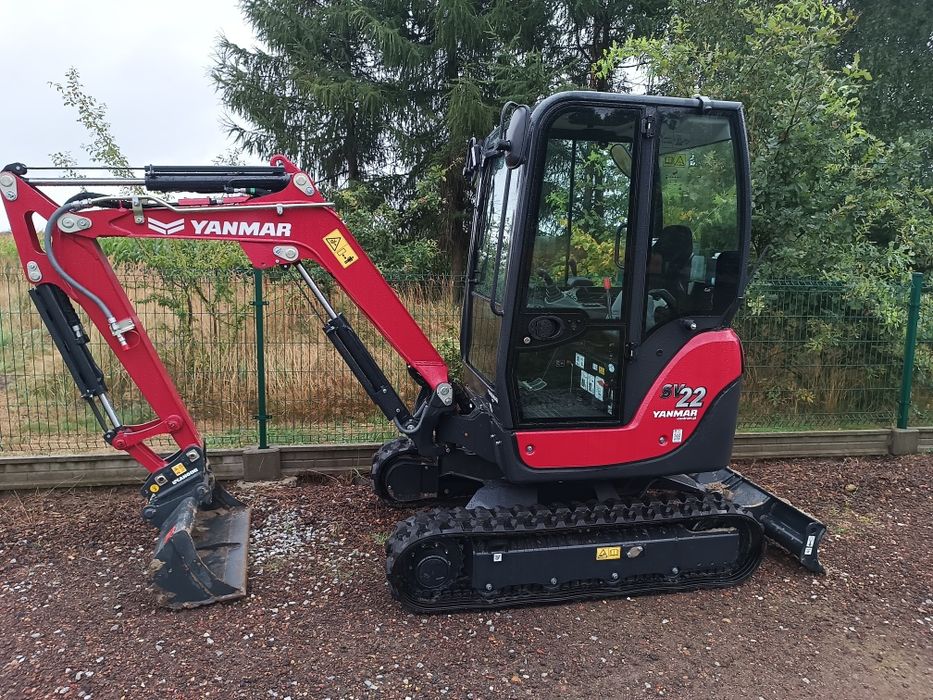 Wynajem minikoparki bez operatorem i z operatorem oraz zagęszczarki