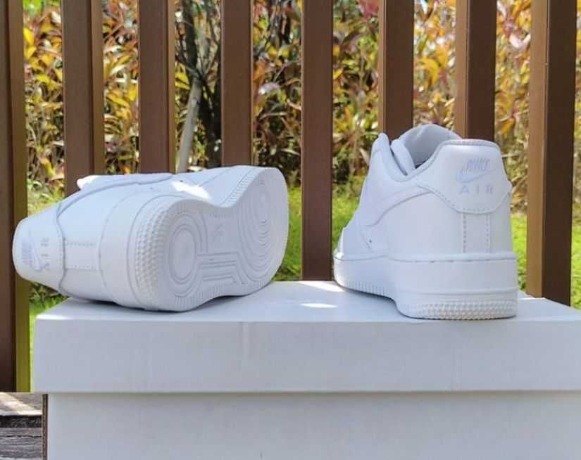 Biały\NikeForce1*airDamskieKomfort ZniżkaTrampkiNeutralne 39