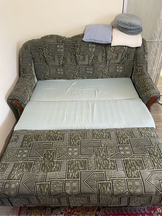 Диван і два крісла