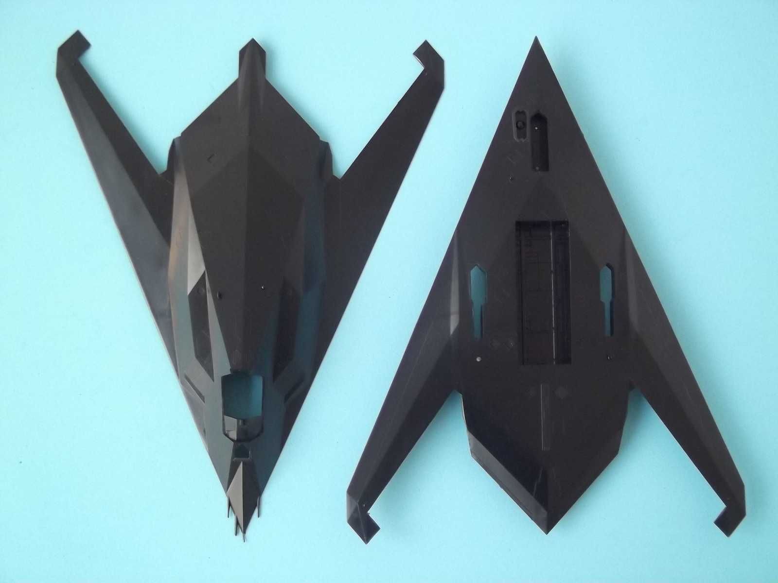 Kit Academy 1/72 - Lockheed F-117A Nighthawk