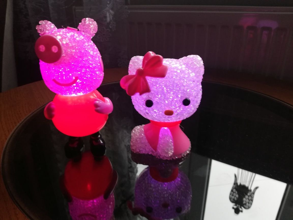 Świecące lampki Świnka Peppa i Hello Kitty