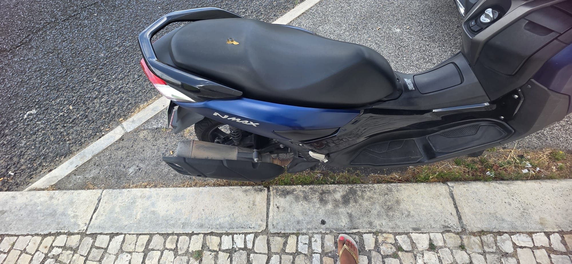Vendo nmax 2021 impecavel  azul matte