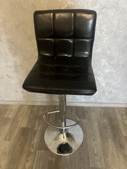 Стілець барний Aldo Black чорний