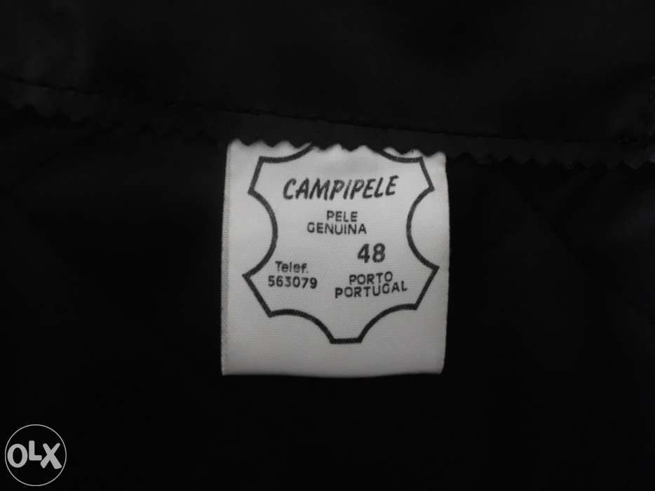 Casaco e calças de cabedal preto