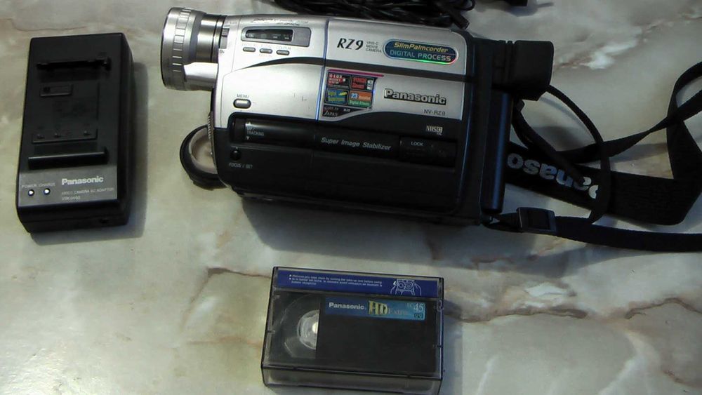 Відеокамера Panasonic NV-RZ9