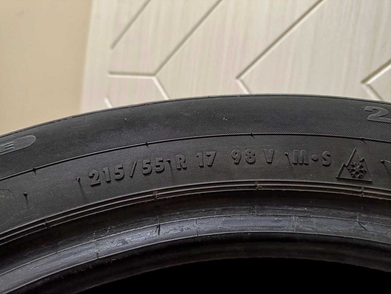Шина (одна) 215/55R17 98V Continental ContiWinterContact TS830P