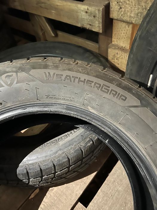 Комплект шин зима Firestone 215/65/R17 M+S