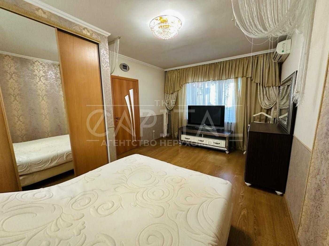 Продаж квартири, вул. Срібнокільська, Дарницький р-н, Позняки