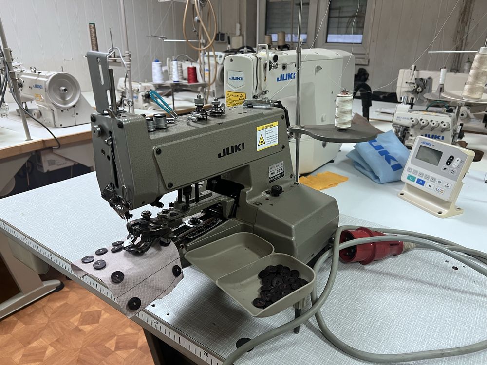 Guzikarka Juki MB-373  BDB obcinanie nici 380V