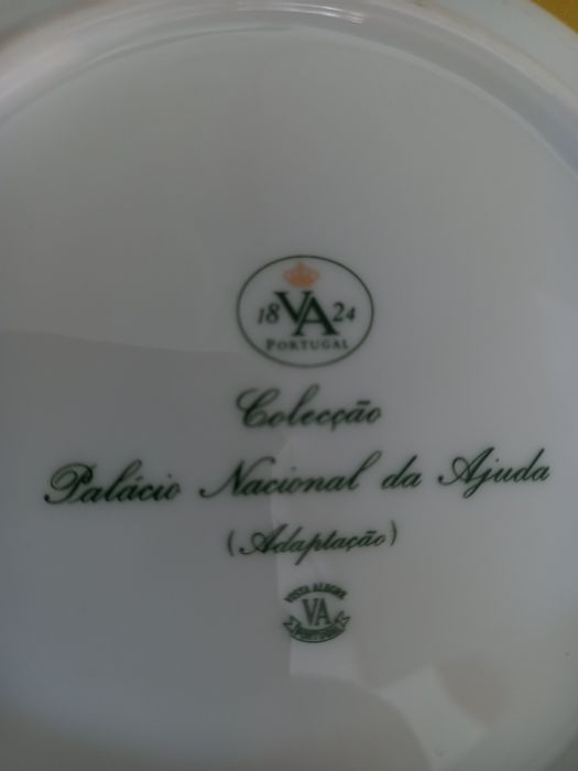 Pequenos pratos em porcelana Vista Alegre,