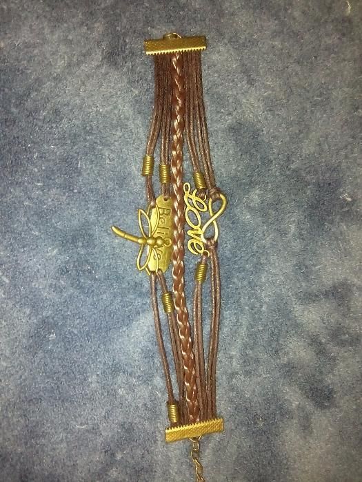 Pulseira linda, nova