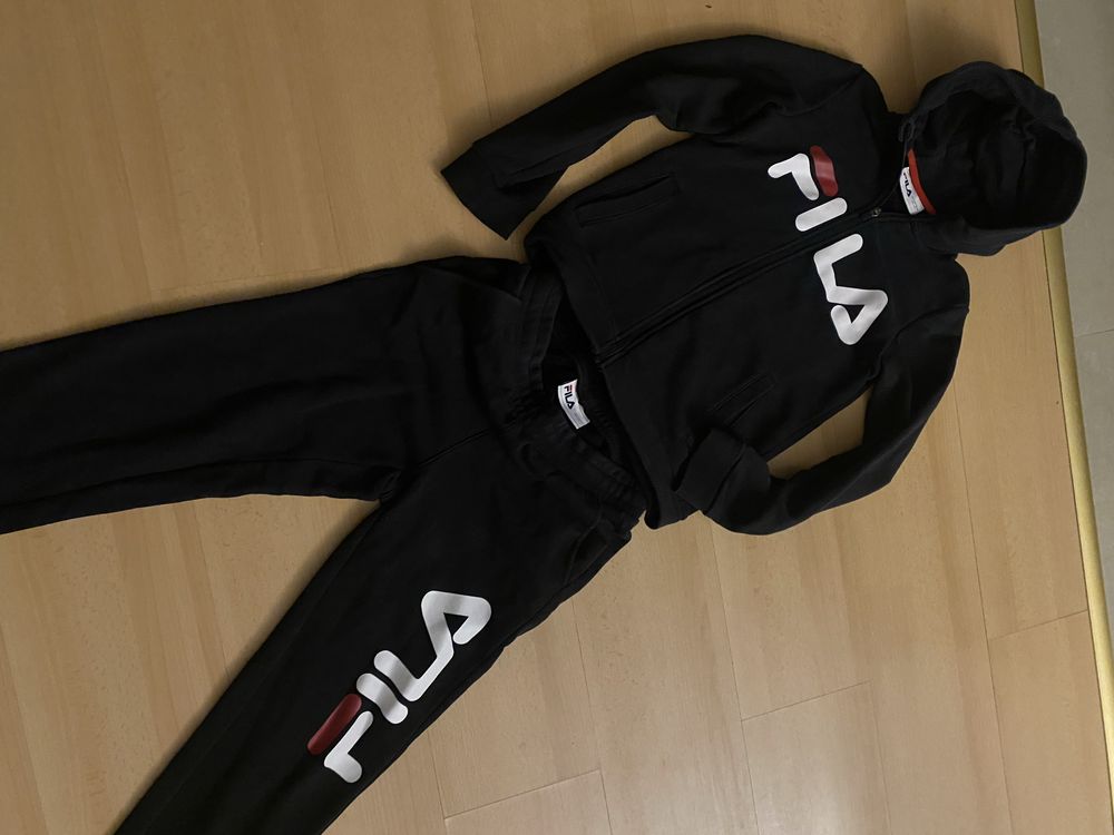 Dres Fila 146/152 zadbany