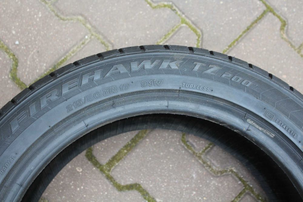 215 50 r17 Firestone TZ200