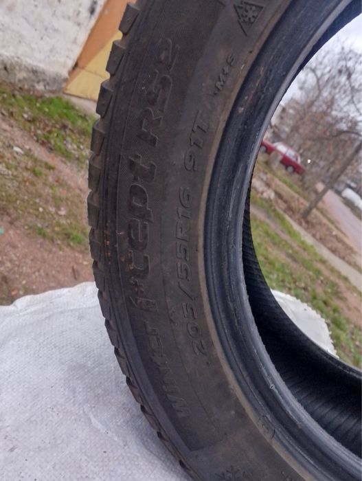 Шини зимові в гарному стані б/у