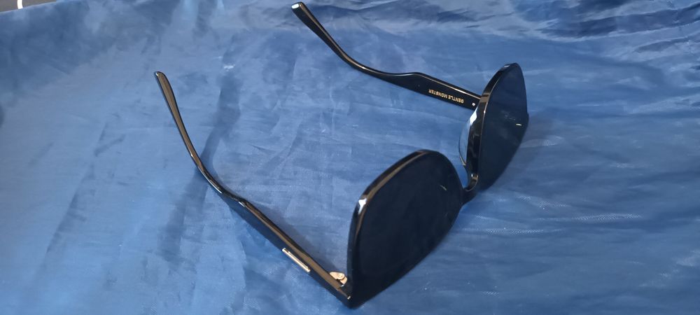 Gentle Monster modelo Lilit 01