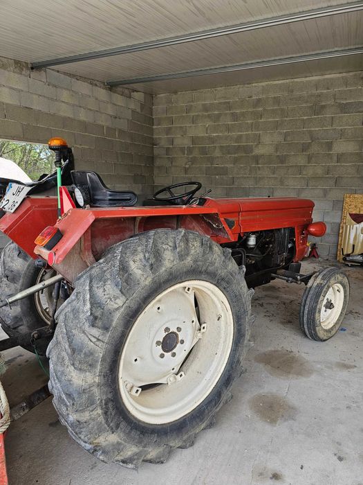 Trator Fiat 420 frese, caixa