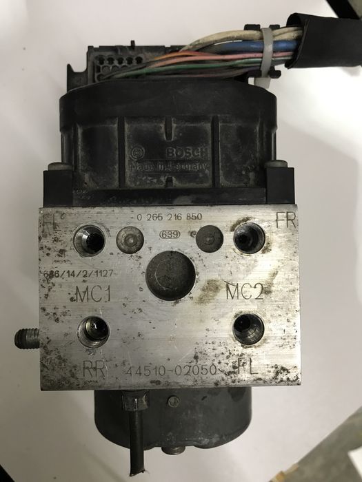 Модулятор системы ABS BOSCH на TOYTA COROLLA