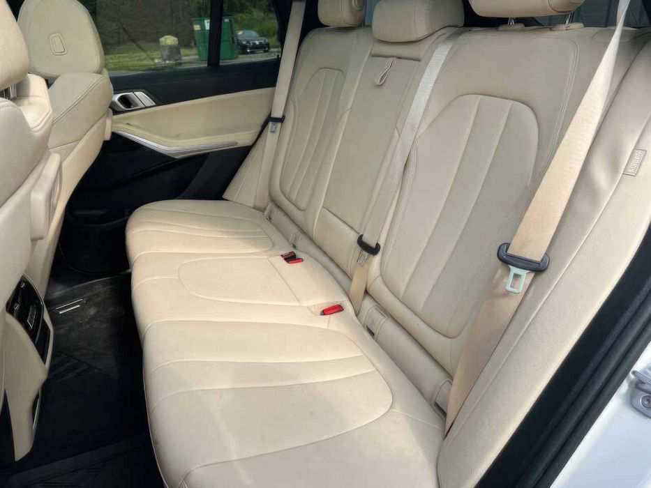 BMW X5 xDrive40i      2020