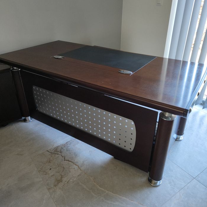 Meble biurowe zestaw