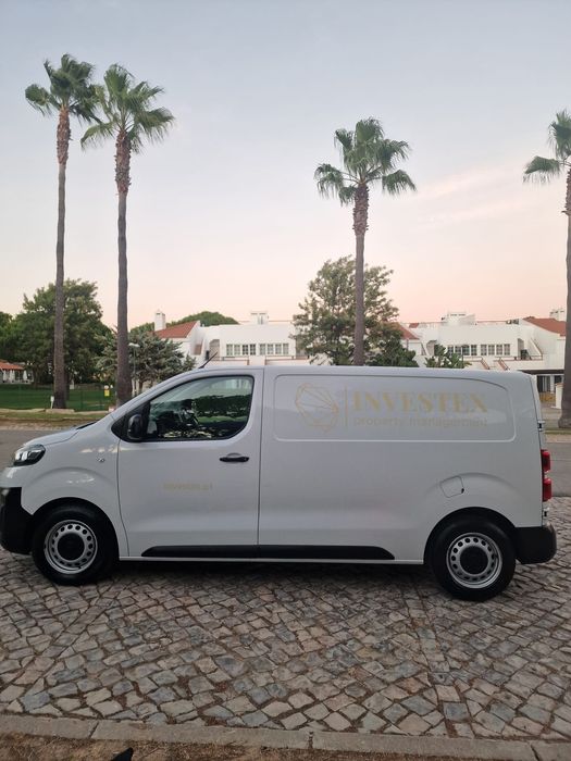 Fiat Scudo 1.5 L diesel  120 CV  de 2022 com 60000km   , IVA dedutível