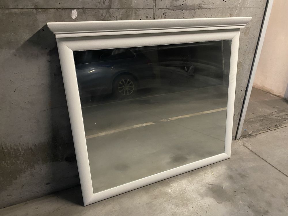 Duze porzadne lustro jak ikea hemnes 110x97 rama biala