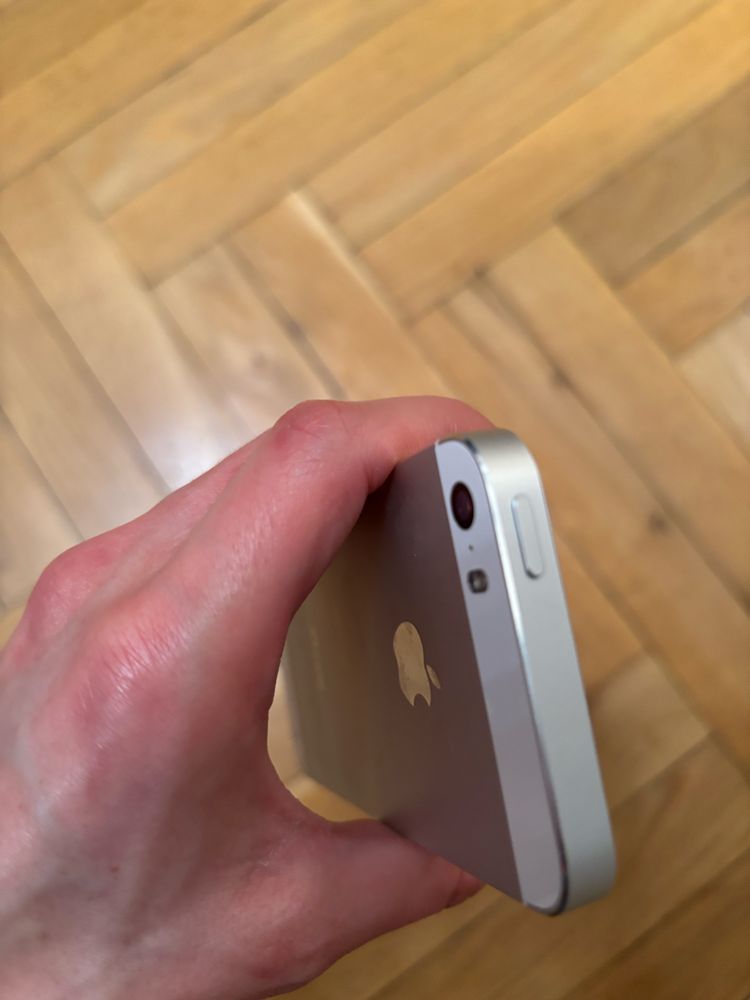 Iphone 5s A1457 biały srebrny