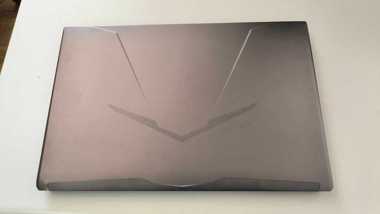 Portátil Gaming Clevo P950HR | Intel Core i7 | NVidia GTX 1070 | 32 GB