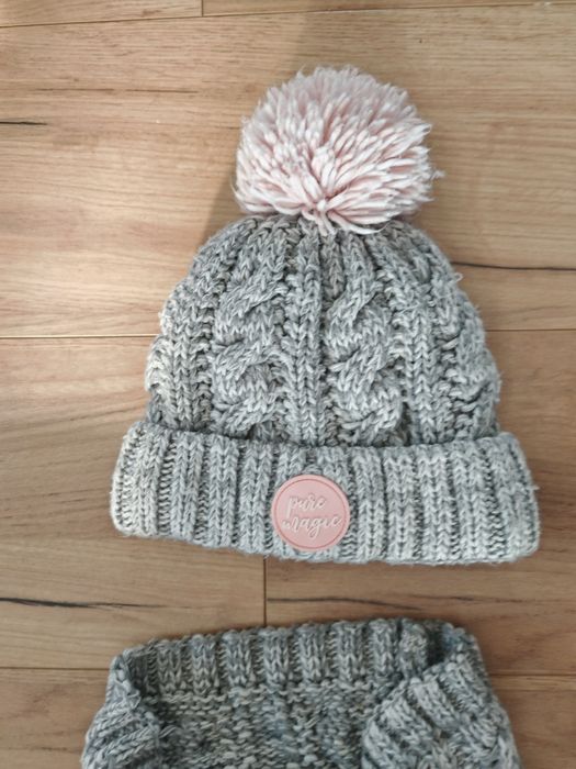 Komplet zimowy czapka + komin dla dziewczynki