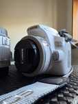 Camera Canon EOS250D