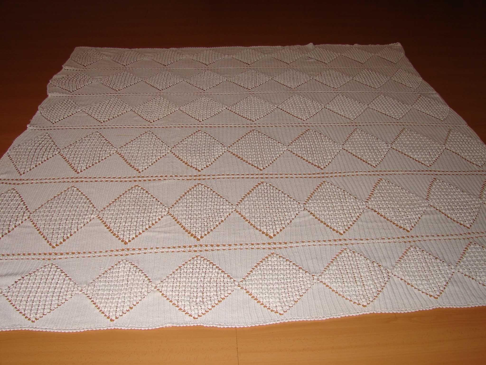 Colcha de Renda Vintage - Feita à mão