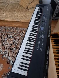 Stage piano Roland RD-700SX