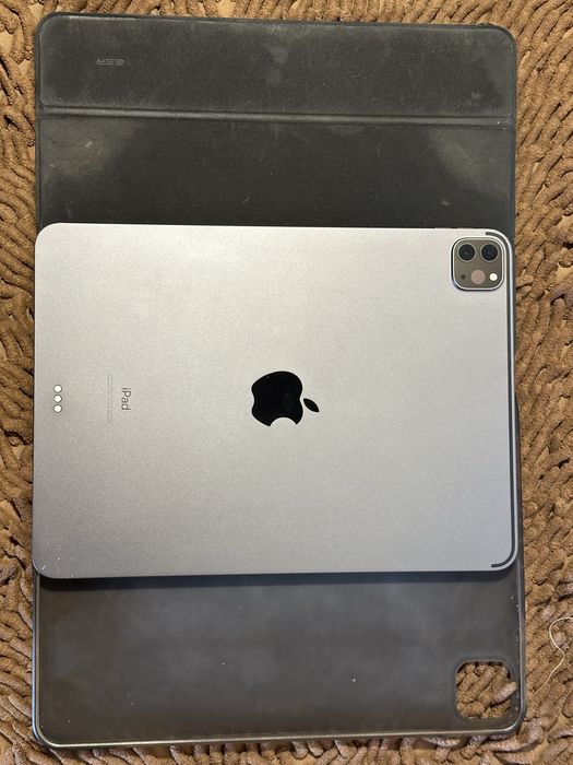 Два робочі планшета iPad Pro 11 та 12,9 2020 рік по 256Gb