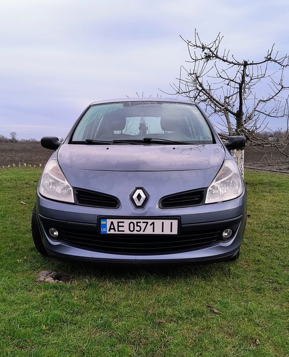 Продам Clio 1.6 автомат