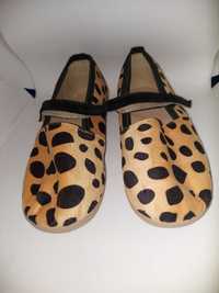 Baleriny dla dzieci Slippers Family Gepard rozmiar 35 oraz 36